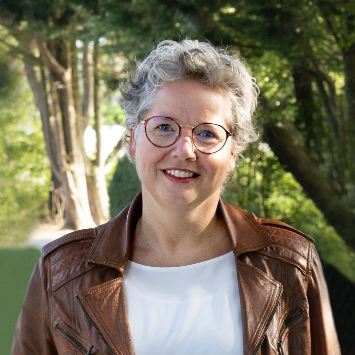 Marlène Kromhout, Dune Uitvaartbegeleiding